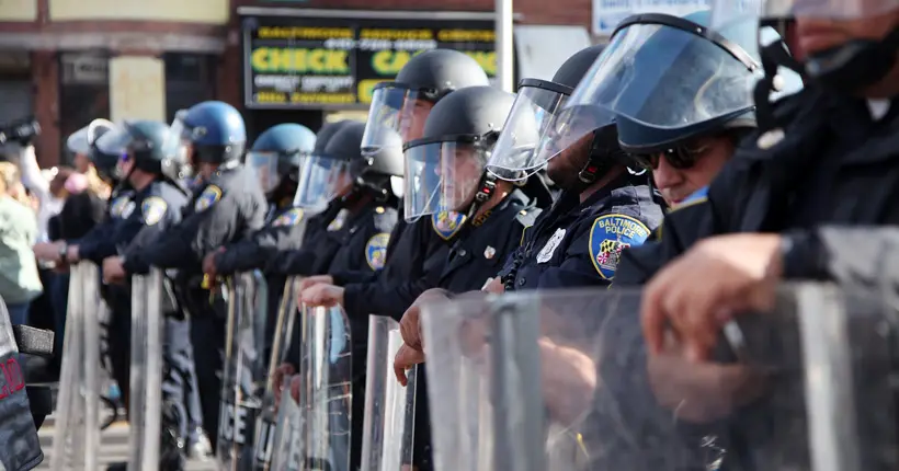 Violences, racisme : un rapport fustige les pratiques de la police de Baltimore