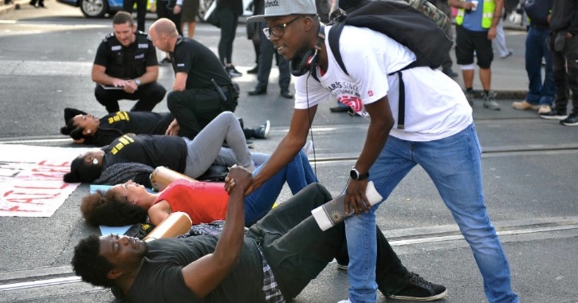 Le Mouvement Black Lives Matter s’éveille en Grande-Bretagne