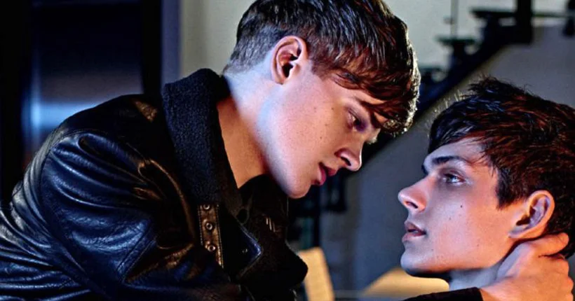 Peut-on être homosexuel et homophobe ?