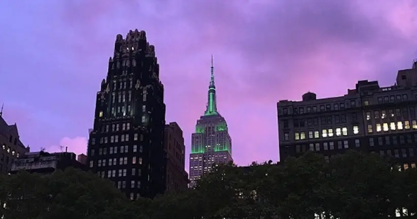 En images : le coucher de soleil violet qui a recouvert le ciel de New York