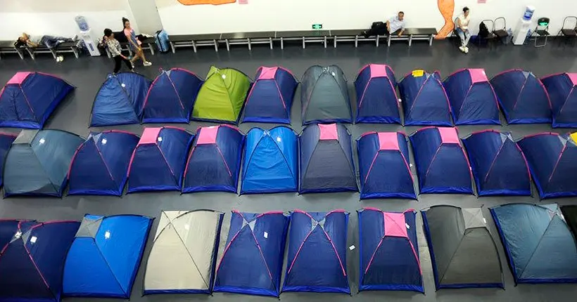 Sur les campus chinois, des tentes pour les parents qui supportent mal la rentrée universitaire