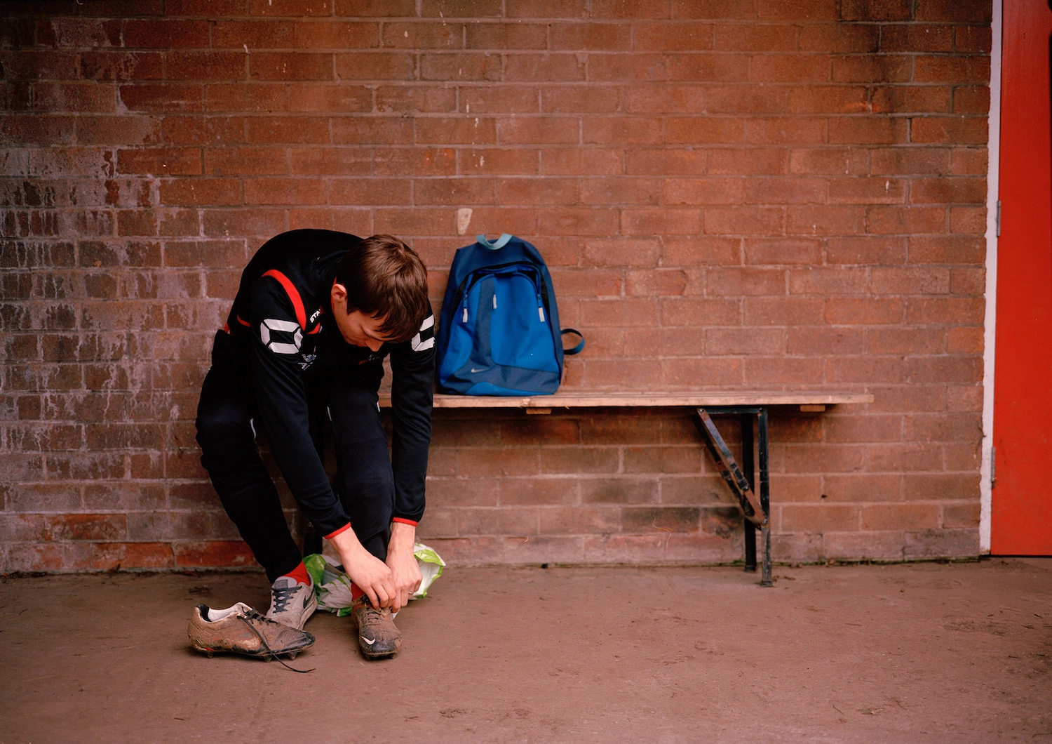 En images : Ross Cooke, un regard unique sur la British Football Culture