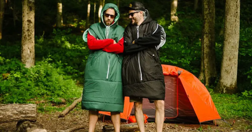 Le manteau-sac de couchage : l’invention géniale pour vos soirées camping