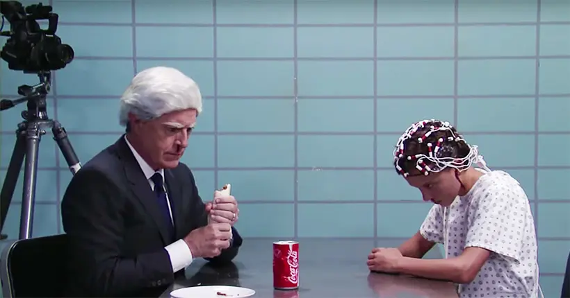 Vidéo : Millie Bobby Brown, aka Eleven dans Stranger Things, fait cuire un burrito pour Stephen Colbert