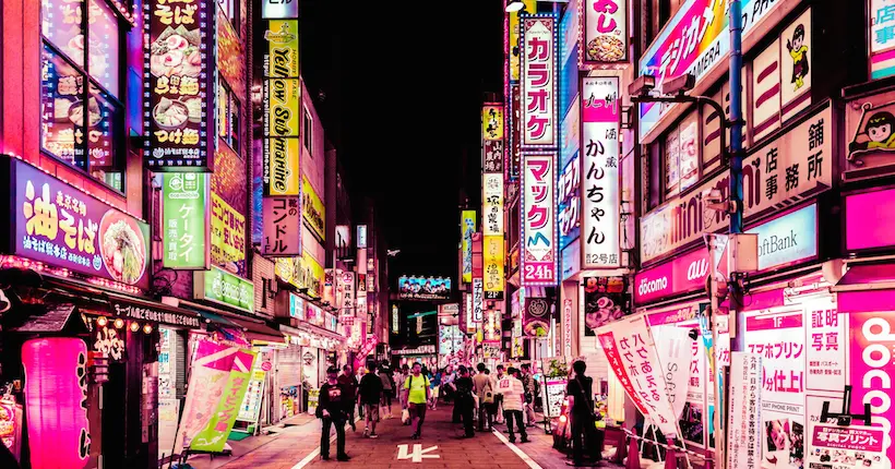 Tokyo’s Glow, la série rose et néon de Xavier Portela qui vous fera aimer le Japon