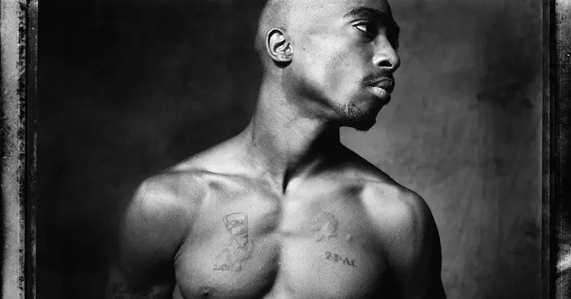 25 ans après sa mort, l’histoire du portrait le plus célèbre de Tupac