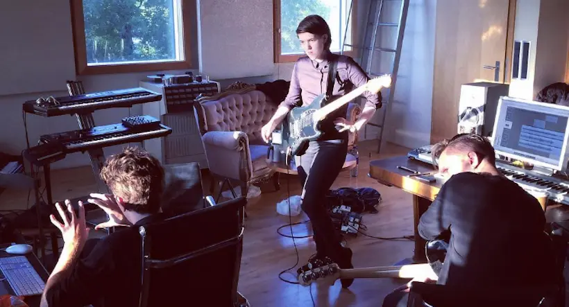 The xx retourne en studio et partage une playlist pour fêter ça