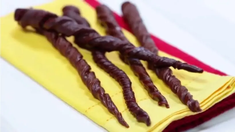 Voici comment fabriquer la baguette d’Harry Potter en bonbon