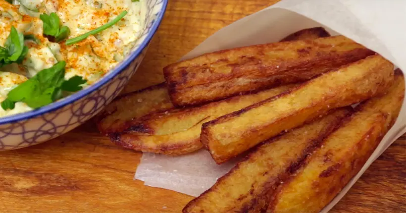 Vidéo : French Guy Cooking balance sa recette des p****** de “French fries”