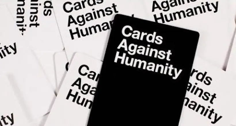 Black Friday : Cards Against Humanity récolte 100 000 dollars pour… creuser un énorme trou