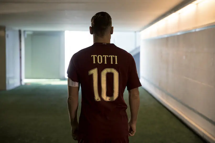 On en sait plus sur le film consacré à Totti qui sort prochainement