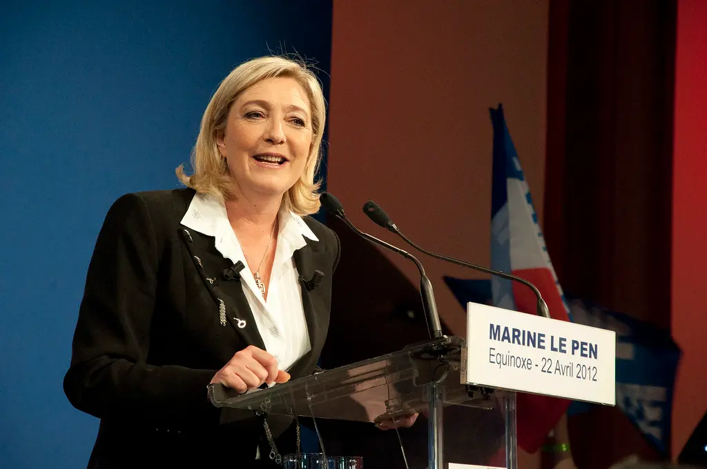 Lettre à Marine Le Pen : “J’ai profité du système : je suis allé à l’école républicaine”