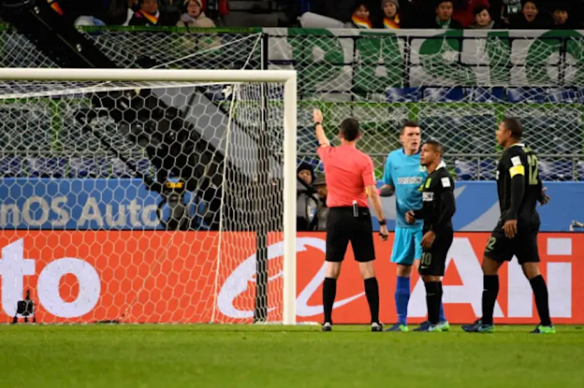 Vidéo : le premier penalty de l’histoire accordé grâce à l’arbitrage vidéo lors du Mondial des clubs