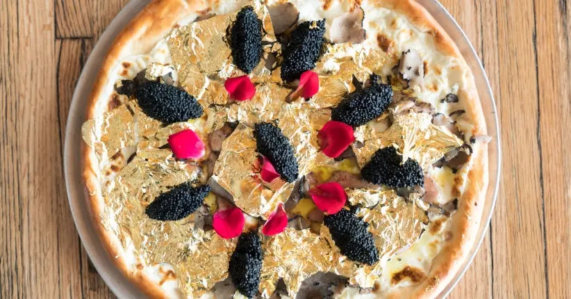 Un restaurant new-yorkais a créé une pizza au prix indécent de 2000 dollars