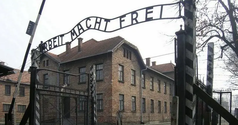 Près de 10 000 noms de membres du personnel d’Auschwitz ont été mis en ligne