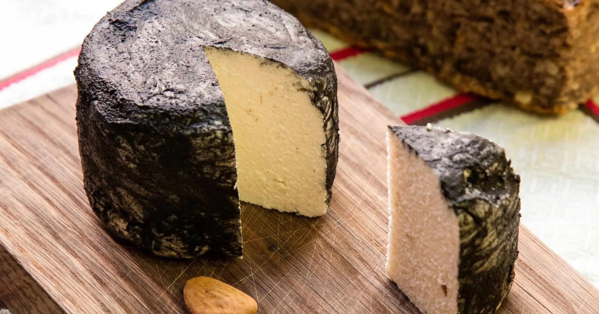 On a goûté aux fromages de la première crèmerie végane de France