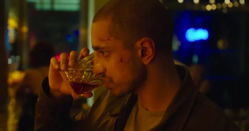 Riz Ahmed en détective privé dans le trailer hypnotique de City of Tiny Lights