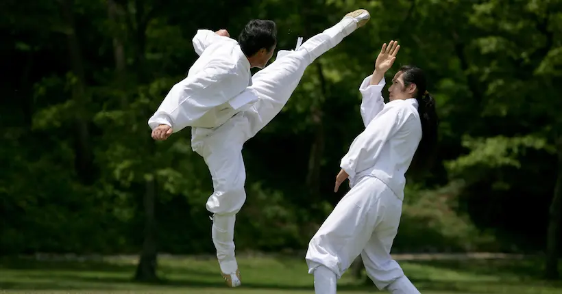 Vidéo : découvrez le taekkyon, l’art martial coréen qui ressemble à une danse dans les airs