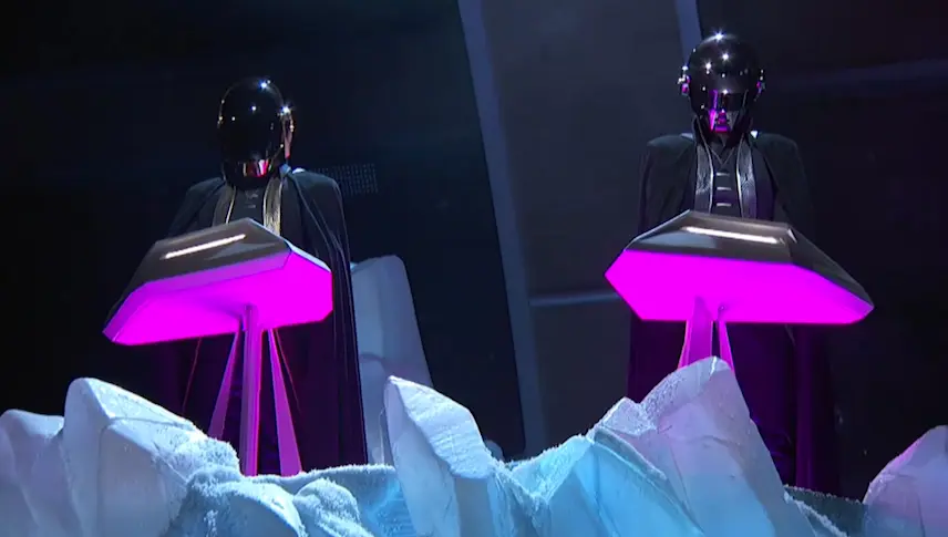 Vidéo : aux Grammy Awards, le retour façon Star Wars des Daft Punk