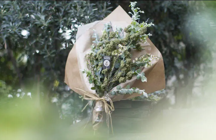 En Californie, vous pouvez faire livrer des bouquets de weed à votre moitié