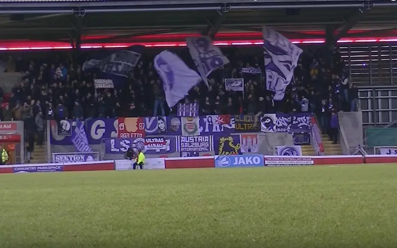 Vidéo : quand deux clubs créés par leurs supporters se rencontrent, voilà ce que ça donne