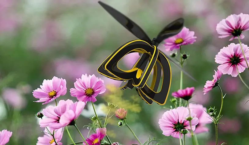 Plan Bee : le mini-drone qui pourrait polliniser les fleurs