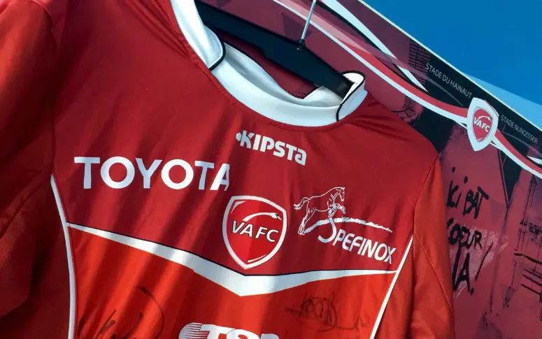 Valenciennes propose à ses supporters de créer le maillot third pour la saison 2017/2018