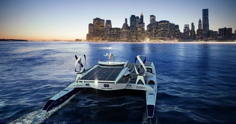 Le catamaran futuriste Energy Observer entame son tour du monde écologique