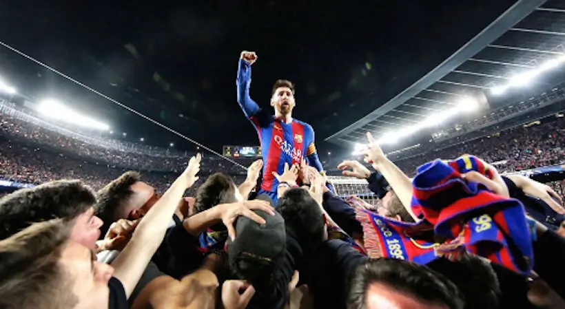 Lionel Messi a rencontré le photographe à l’origine du célèbre cliché pris après Barça-PSG