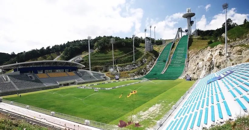 Découvrez l’Alpina Ski Jumping, le stade complètement dingue d’une équipe sud-coréenne