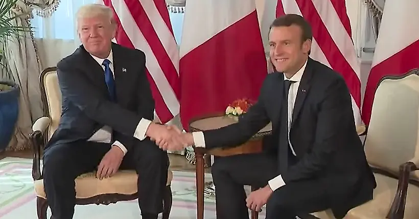 “Bien joué !” : à Bruxelles, Donald Trump félicite Emmanuel Macron