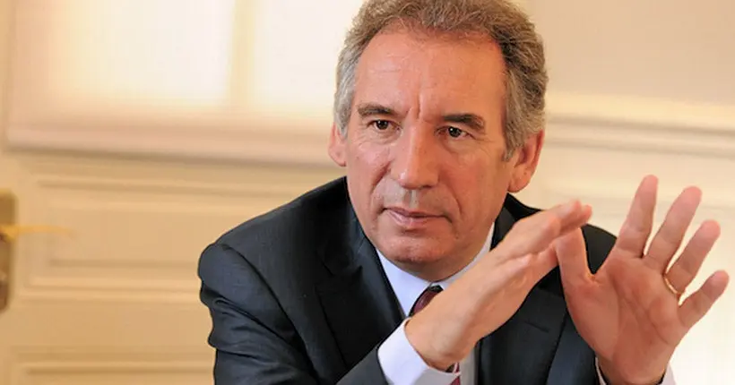 Pourquoi François Bayrou a-t-il enlevé la mention “garde des Sceaux” dans sa bio Twitter ?