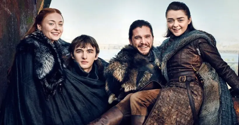 À défaut d’être réunis dans Game of Thrones, les Stark se retrouvent pour un photo shoot inespéré