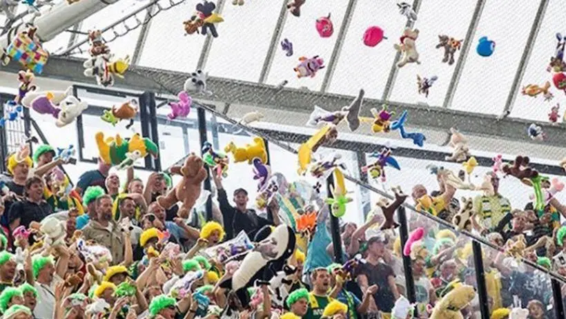 Vidéo : les 22 célébrations de fans les plus folles de la saison, par Copa90