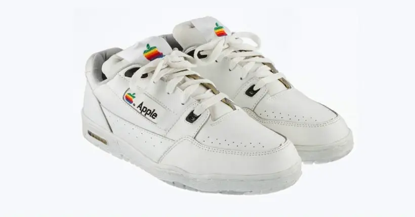 Une paire de baskets Apple datant des années 90 mise en vente aux enchères