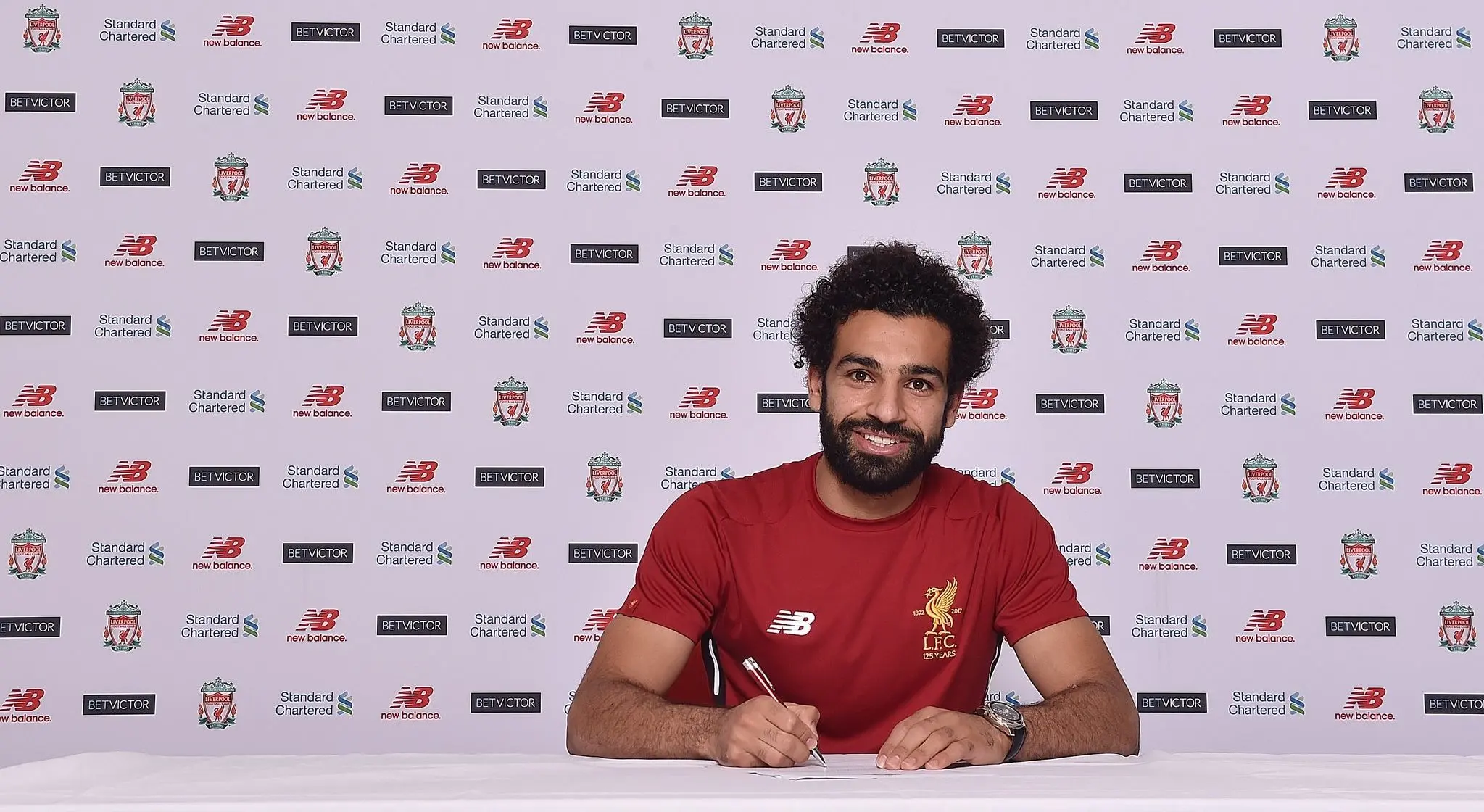 Vidéo : Liverpool a trouvé la meilleure façon d’annoncer la signature de Salah sur Twitter 