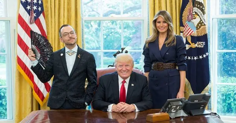 Pris en photo avec Trump, un professeur affiche son soutien à la communauté LGBT+