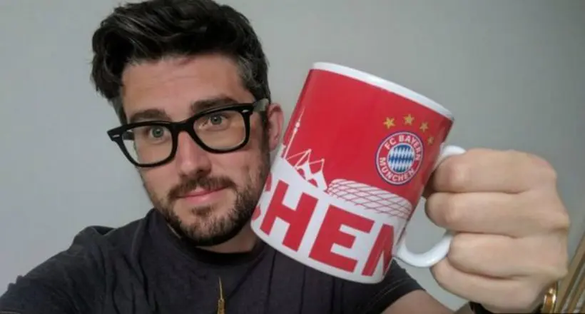 Un supporter tweete que son vieux mug du Bayern est cassé, le club lui en renvoie un neuf