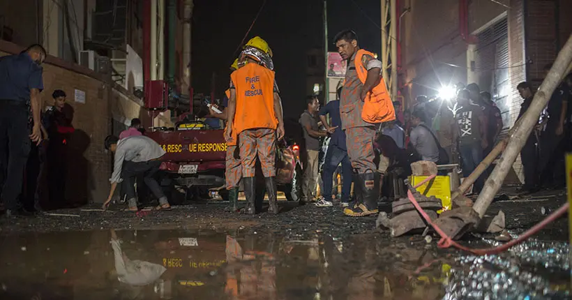 Une dizaine de personnes tuées dans l’explosion d’une usine de textile au Bangladesh