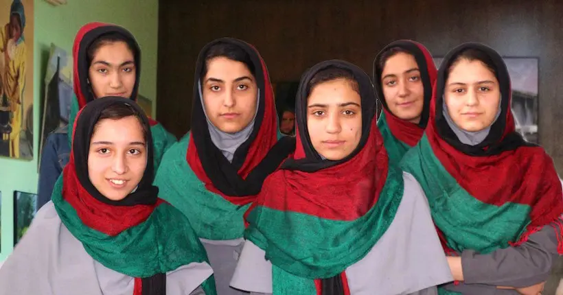États-Unis : des lycéennes afghanes invitées à un concours de robotique privées de visa