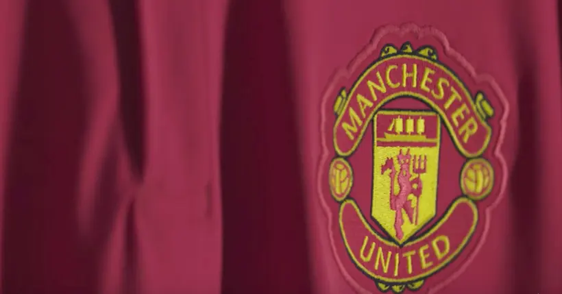 À défaut d’annoncer des recrues, Manchester United révèle son nouveau maillot domicile