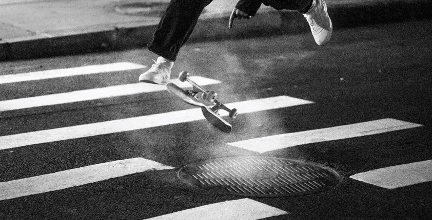 Jazz, noir et blanc : cette vidéo va vous donner envie de skater à New York