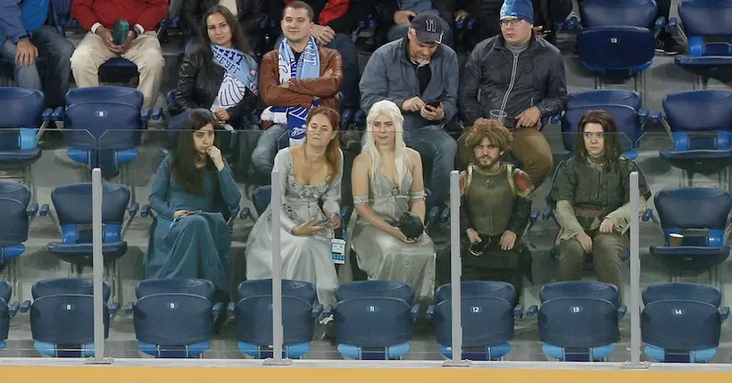 Au FC Zenit, certains fans ne viennent pas avec des maillots mais sont déguisés comme dans Game of Thrones