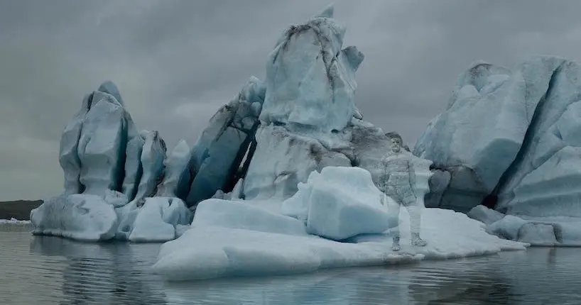 Devant l’objectif d’Annie Leibovitz, Liu Bolin se fond dans le décor pour la nouvelle campagne Moncler