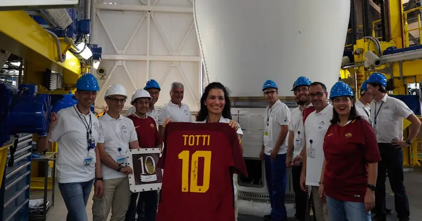 Le dernier maillot porté par Totti a été envoyé dans l’espace