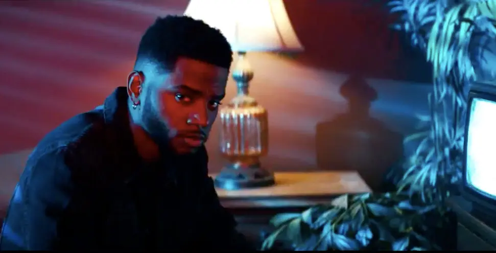 Vidéo : Bryson Tiller joue le lover dans “Run Me Dry”, un titre dancehall ultra-doux