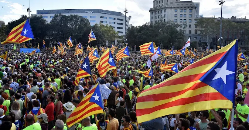Des milliers de Catalans manifestent contre l’arrestation de leaders indépendantistes