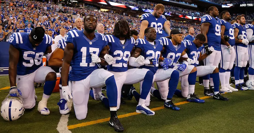 Donald Trump vs la NFL : pourquoi le “kneeling” divise les États-Unis