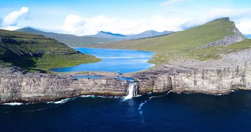 20 000 lieux sur la Terre : le lac Sørvágsvatn des îles Féroé