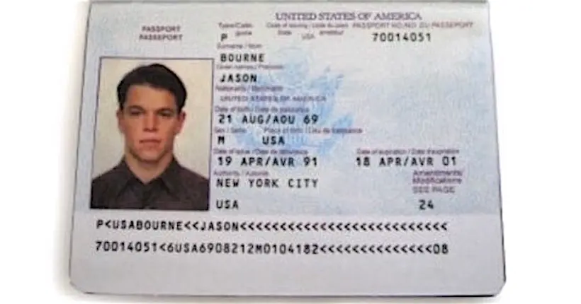 Un journaliste a trollé un pirate en lui envoyant une image du passeport de Jason Bourne